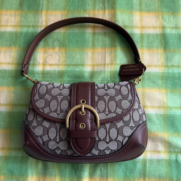 Soho Flap Bag In Regenerative Leather - Picture 1 of 13
